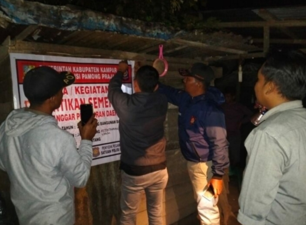 Satpol PP Kampar Tutup 2 Warung Tuak di Kecamatan Bangkinang Kota