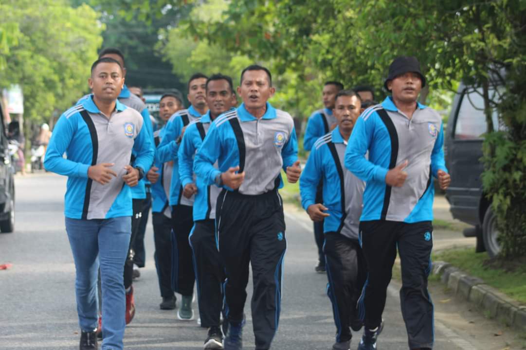 Sempena Harkitnas, Satpol PP Kampar dan Kodim 0313 KPR Olahraga Bersama